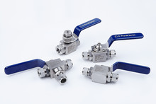 Valves à boisseau sphérique à pivot DK-LOK série V86